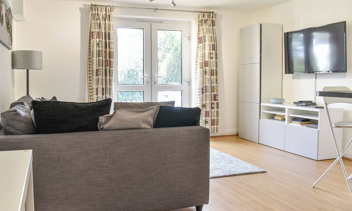 Accommodation Nr St | Carlyon Bay