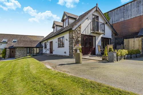 Derw Cottages | Trefeglwys