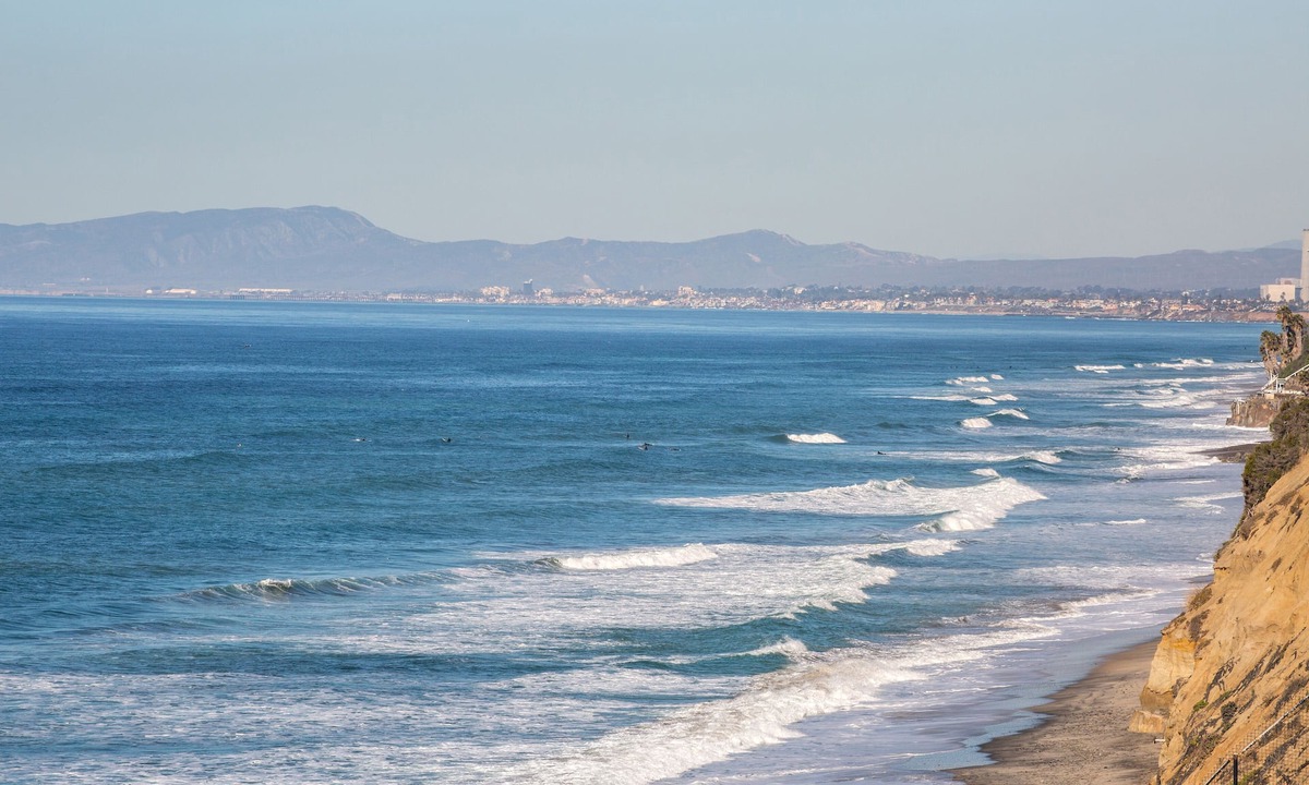 Neptune Beach | Encinitas