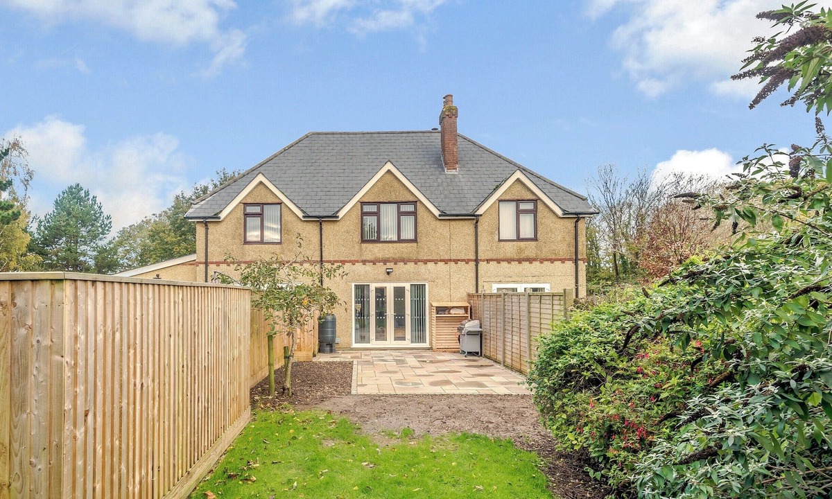 No Downton Cottage | New Forest District