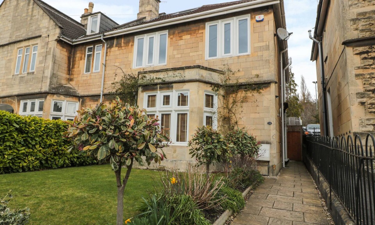 Crescent Gardens | Upper Town