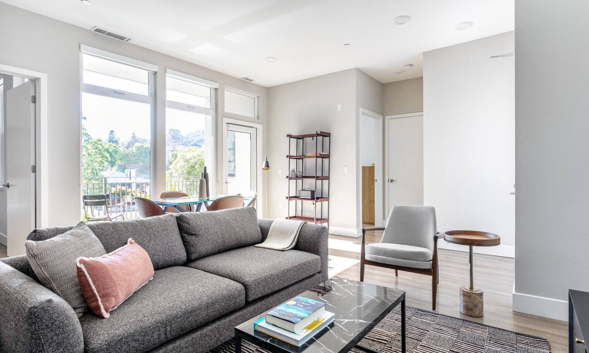 Trestle Apartments El Camino Real San Carlos | San Carlos