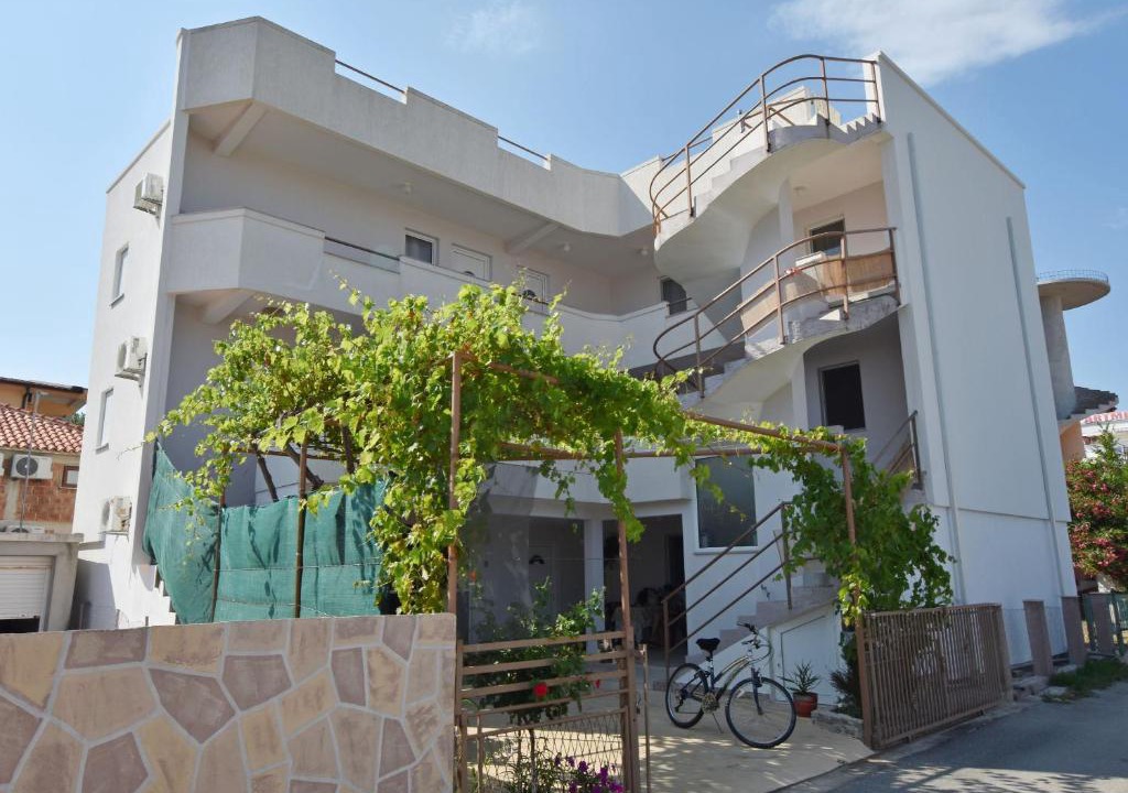 Ferienwohnungen Und Zimmer Villa Mia Ulcinj | Bregvija