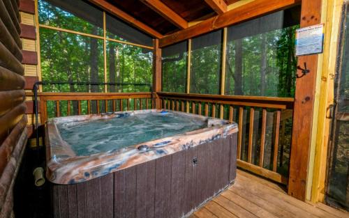 Shagbark Arcade | Gatlinburg - Pigeon Forge