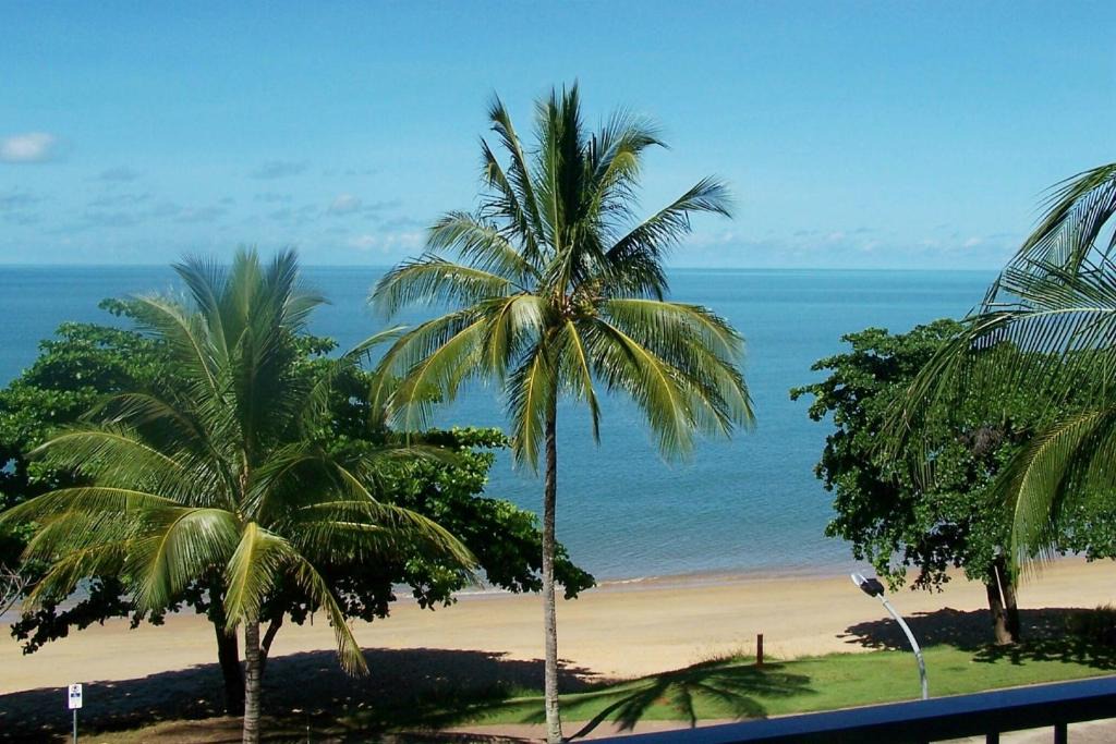 Trinity Beach | Trinity Beach