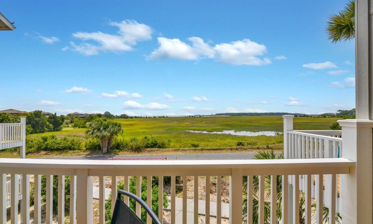 Cedar Reef Villa Harbor Island | Oceanmarsh Subdivision