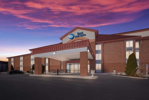 Luxbury Inn Fort Wayne | Saint Marys  Allen County