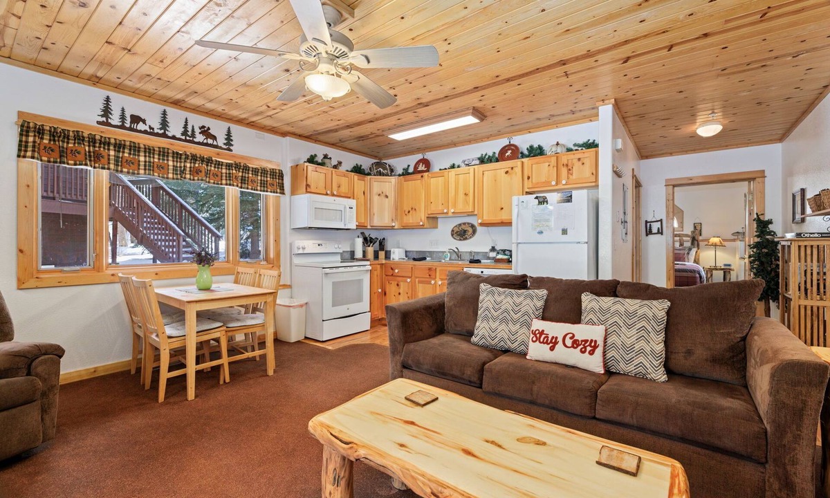 Bugle Pointe | Fall River Estates