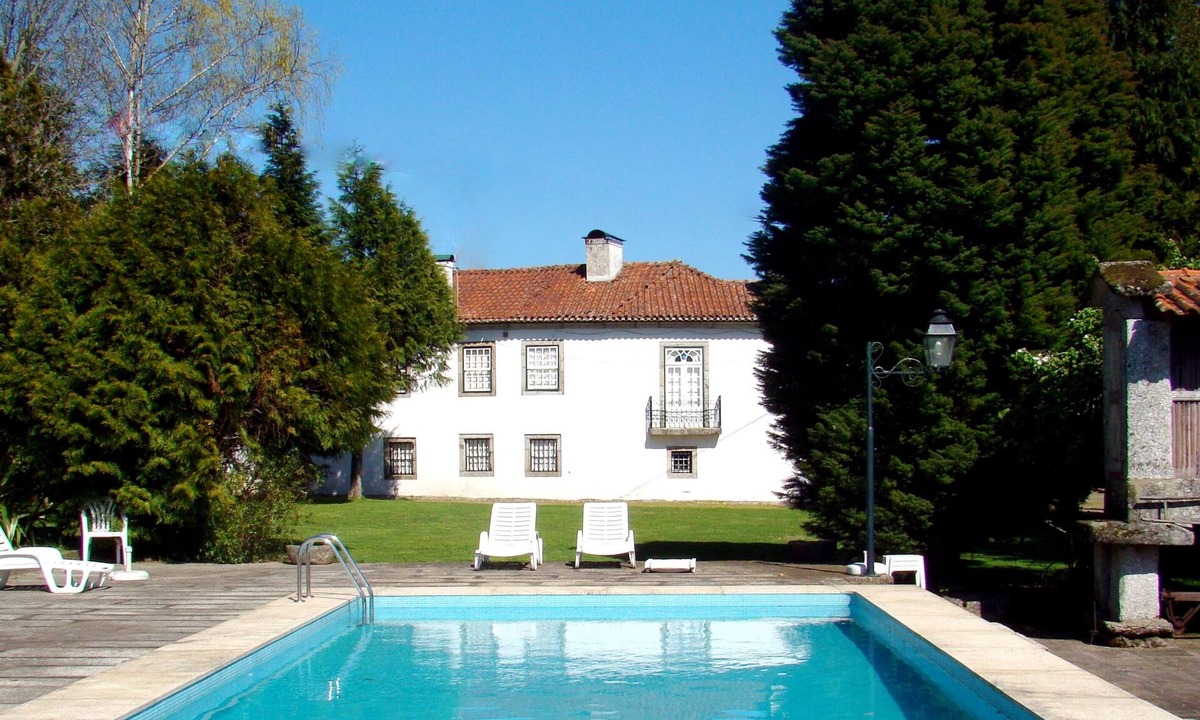 Casa Das Paredes | Medelo