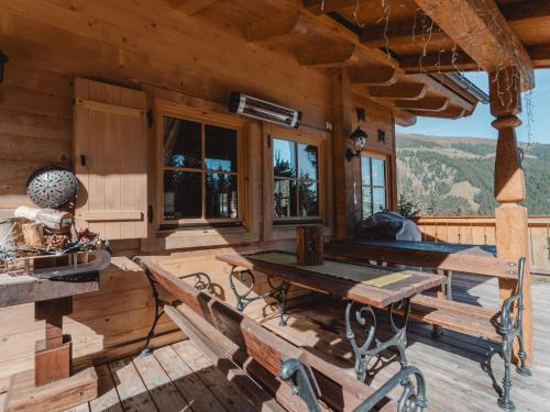 Sommer Chalet Top | Konigsleiten