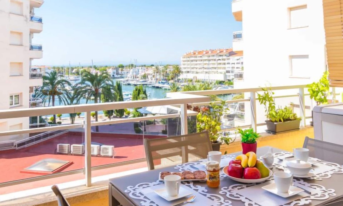Club | Empuriabrava