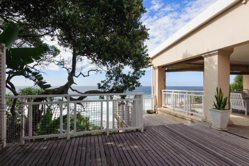 Colwyn | Sheffield Beach