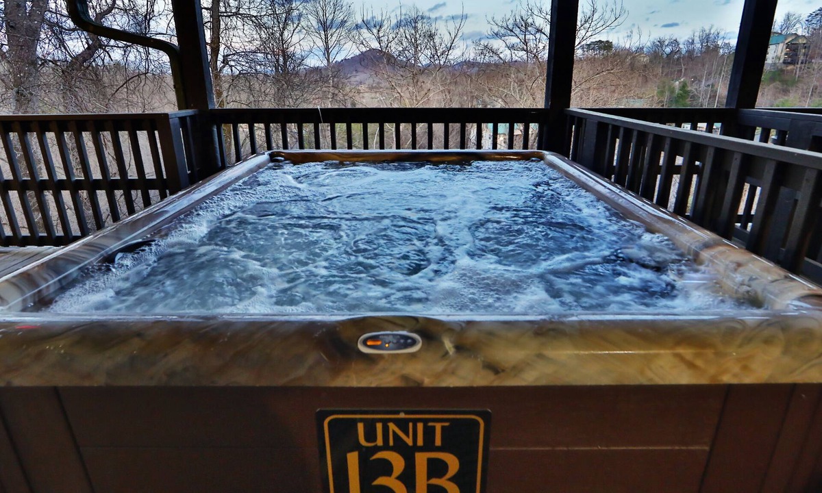 Cedar Lodge | Pigeon Forge