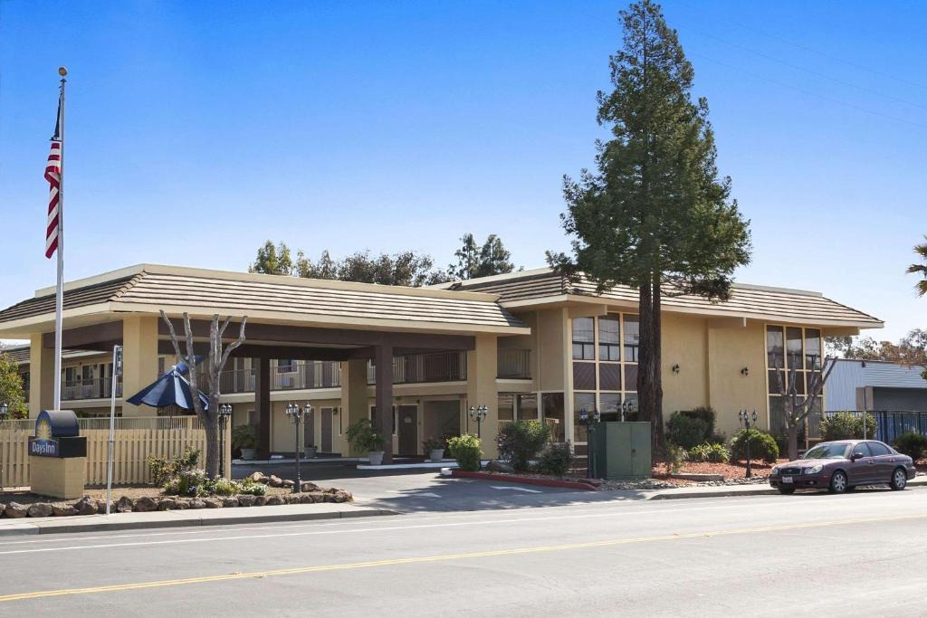 Days Inn | Gilroy