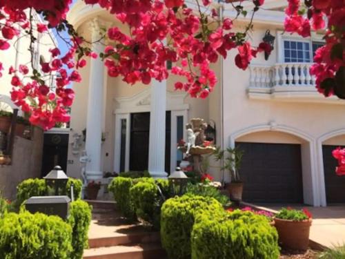 Santa Monica Rentals | North of Montana