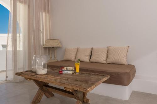 Hotel Eucalyptus | Vothon