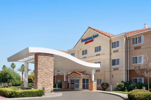 Fairfield Inn | Visalia