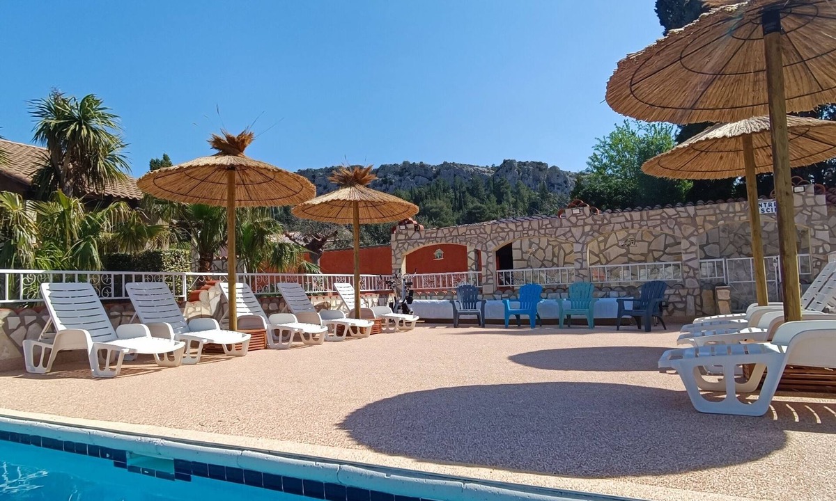 Gitelacapelle Swimming Beaches Setting | Roquefort-des-Corbieres