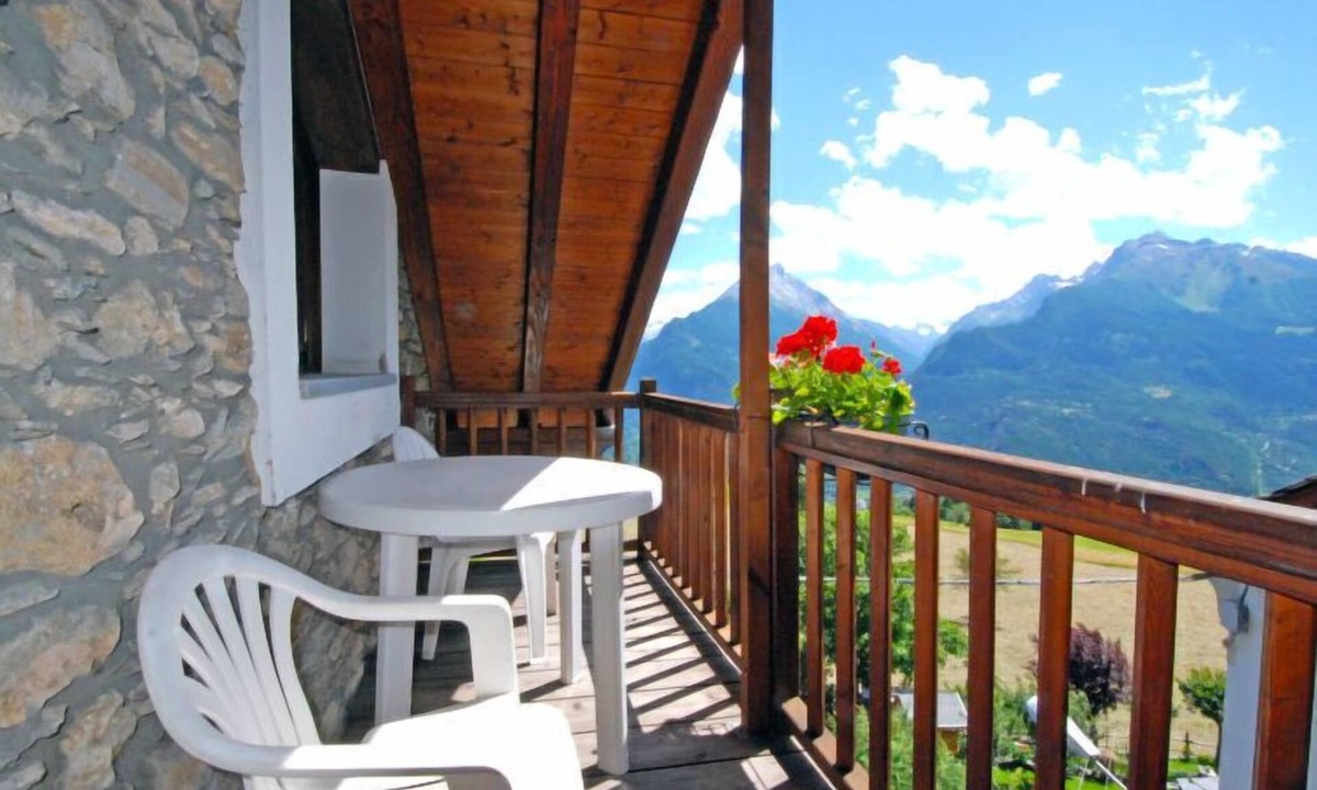 Grand Sarriod St Nicolas Persons | Saint-Nicolas