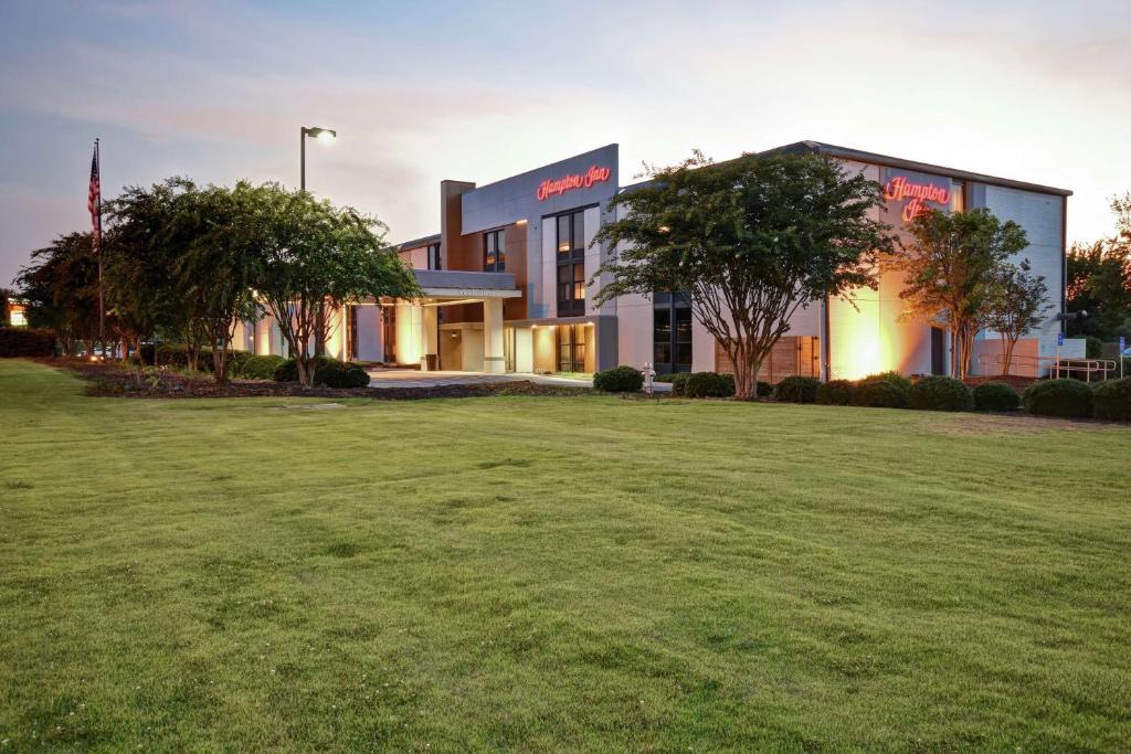 Hampton Inn Auburn | Auburn