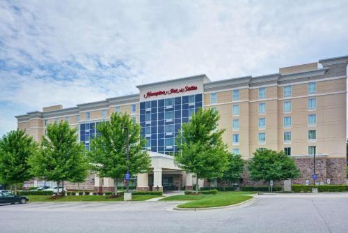 Hampton Inn Suites | Crabtree