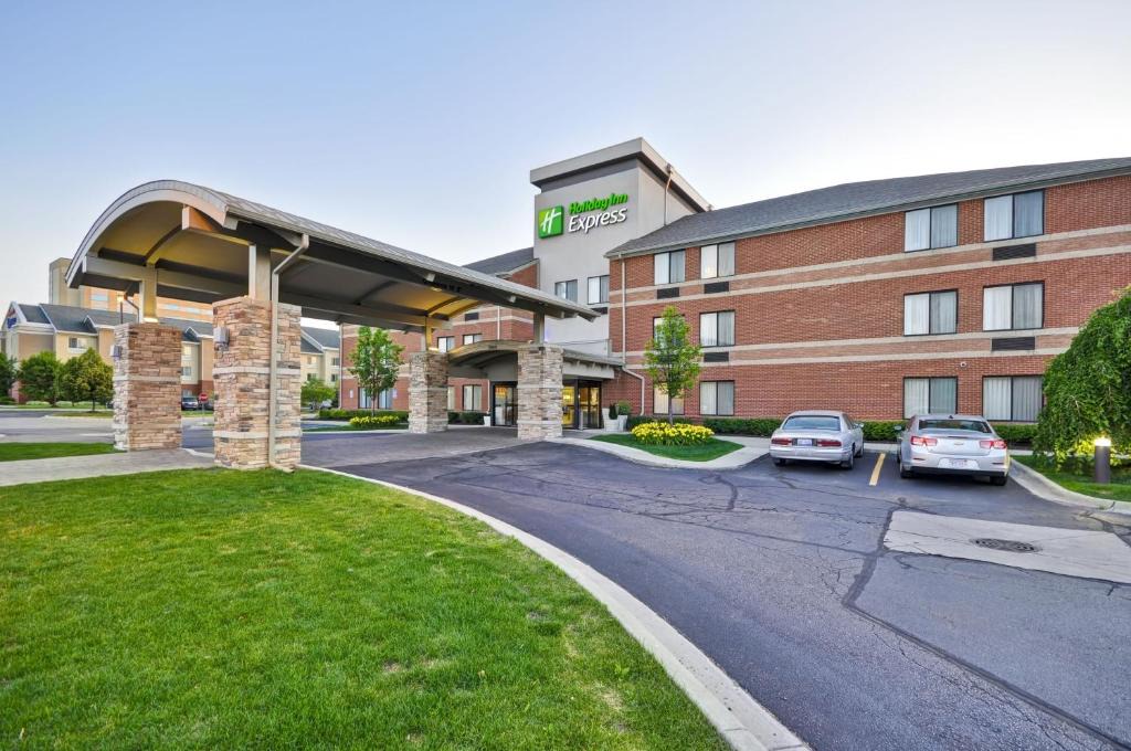 Holiday Inn Express Hotel Woodhaven Ihg | Romulus