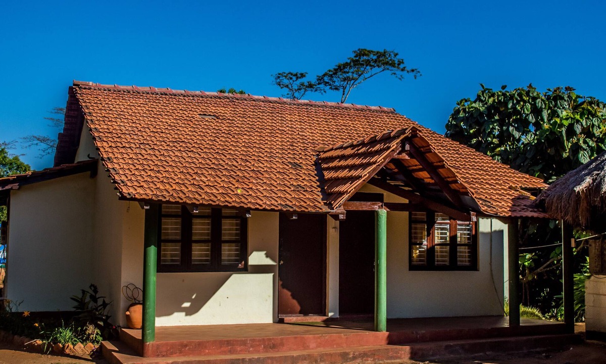 Homestay The Hustle Bustle Of City Midst Nature | Mudigere