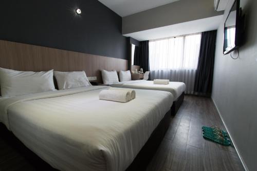 Hotel Sri | SS 2