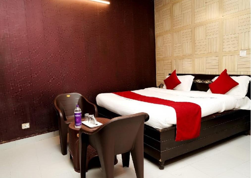 Hotel Shivjot | Sector 42