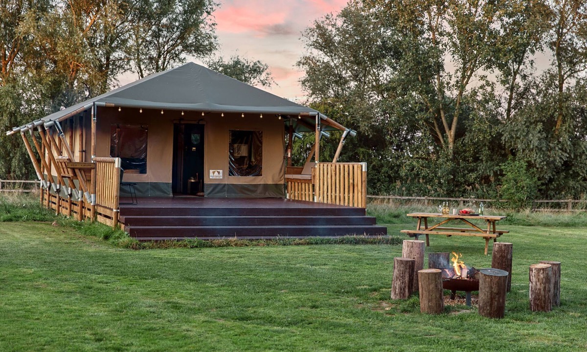 Safari Lodge Swimming | Littleport