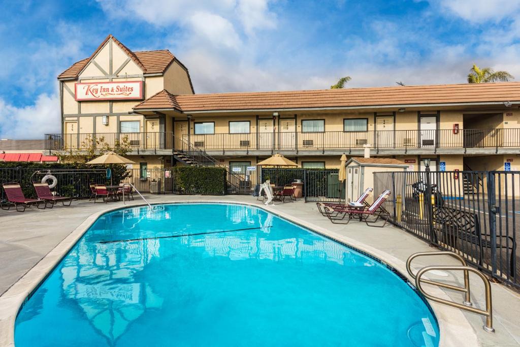 Key Inn | Tustin
