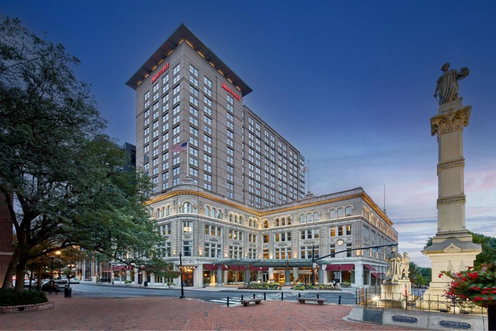 Lancaster Marriott At Penn Square | Lancaster