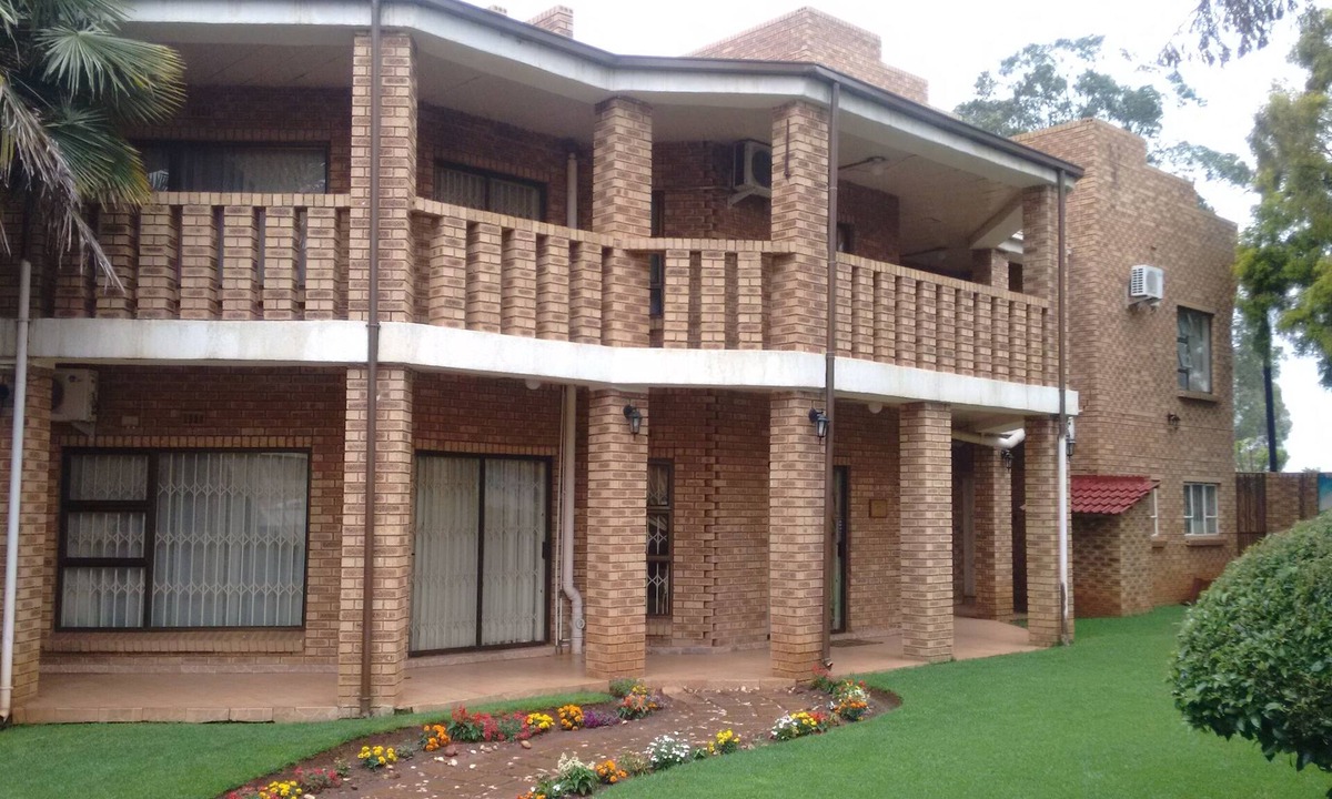 Lapeng Village | Daveyton