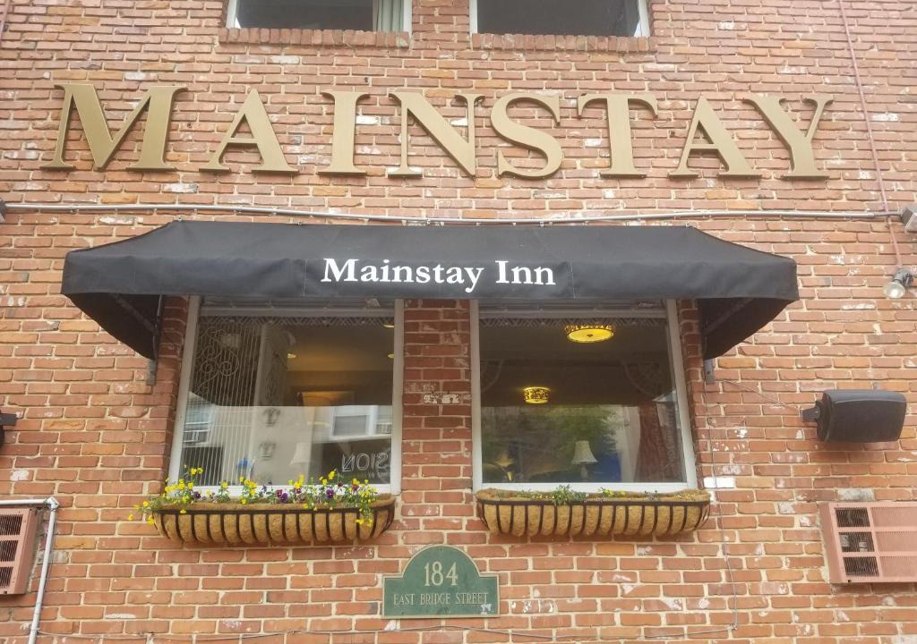 Mainstay Inn | Phoenixville