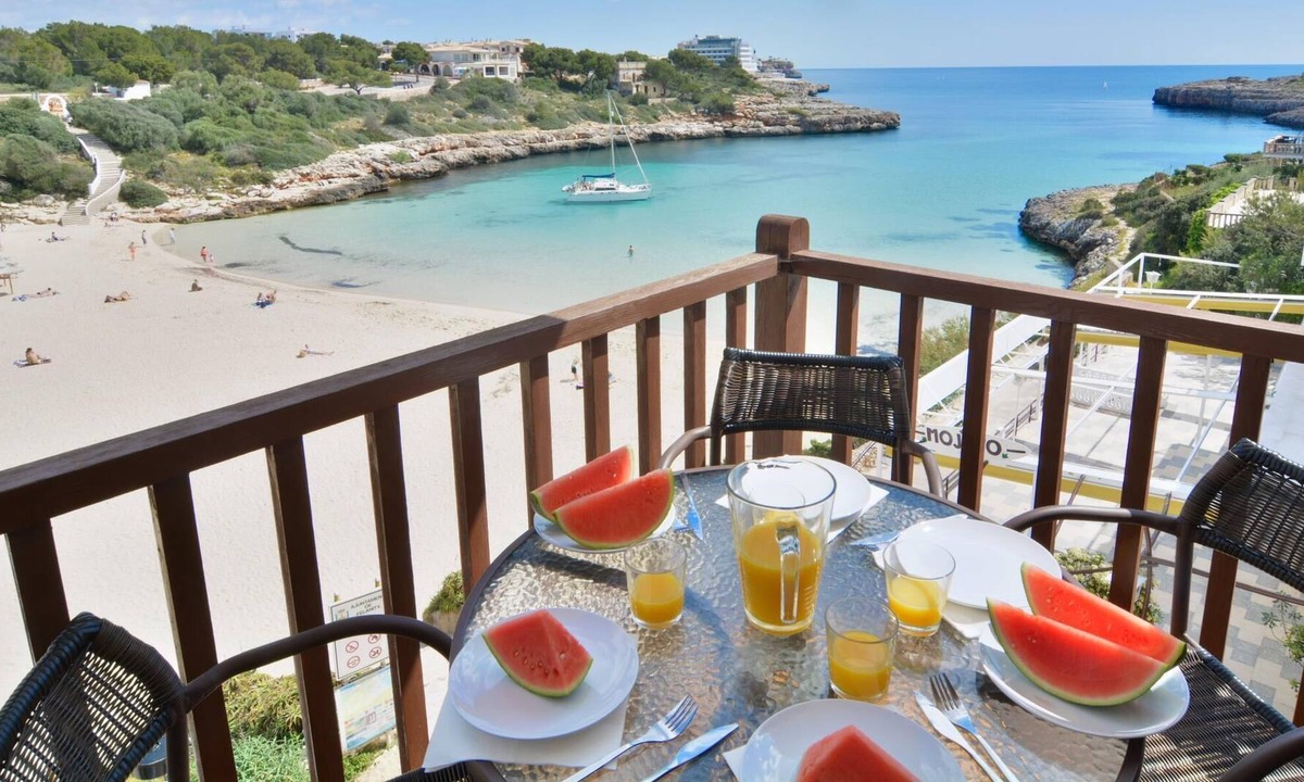 Line Terrace | Cala Marcal