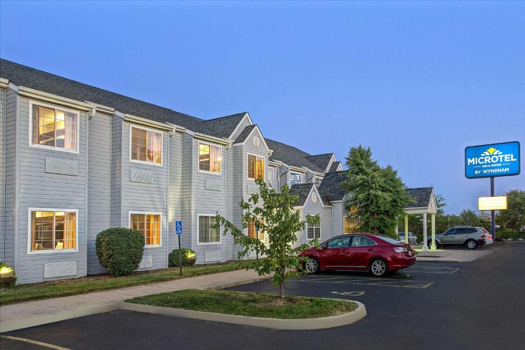 Microtel Inn | Mason