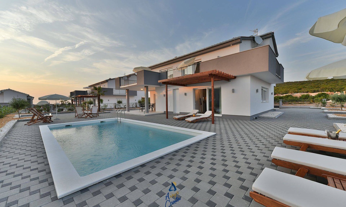 Modern Villa | Debeljak