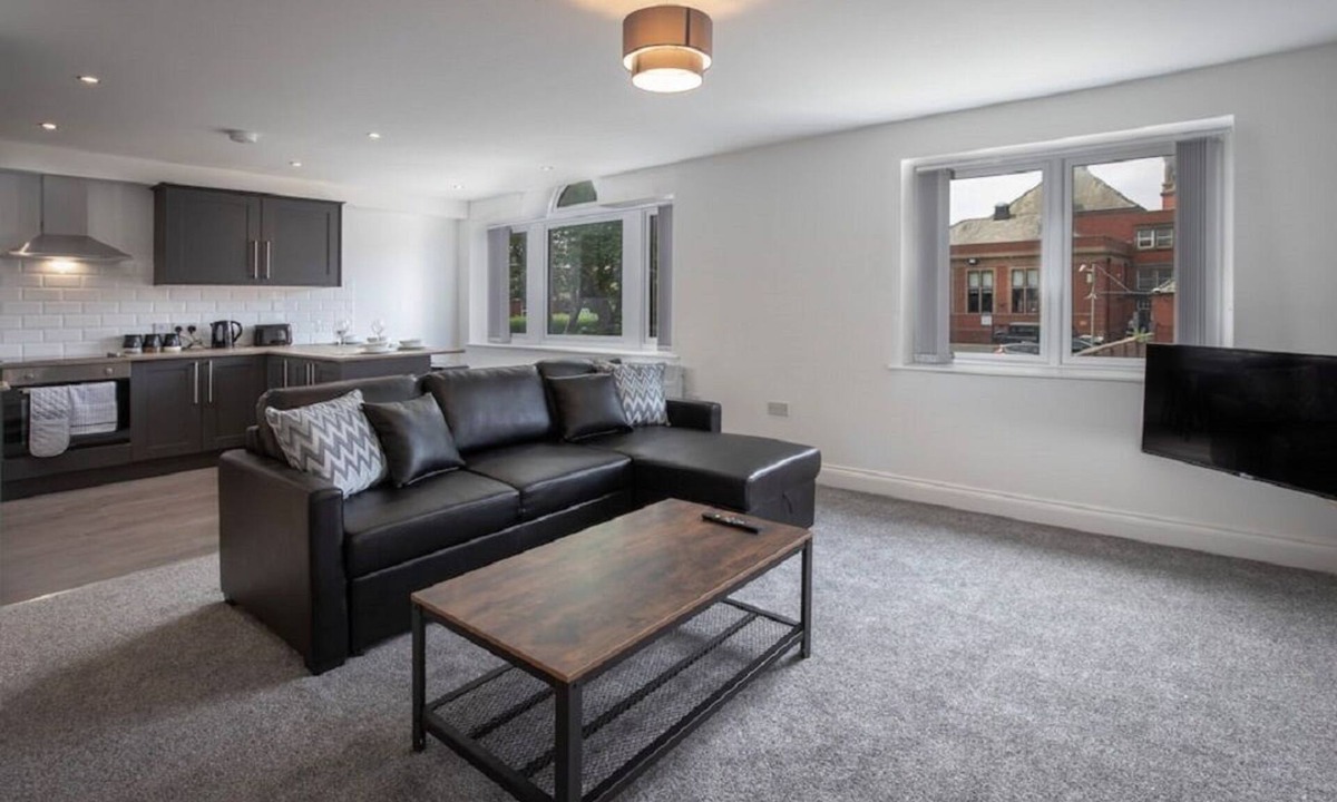 Apt Gardens | Blackpool Town Center