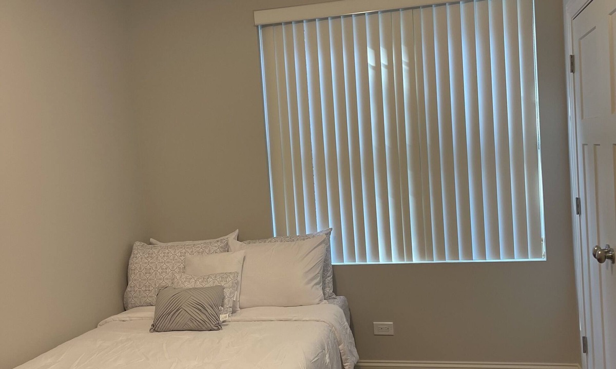 Wells Apartments St Chicago | Grand Boulevard