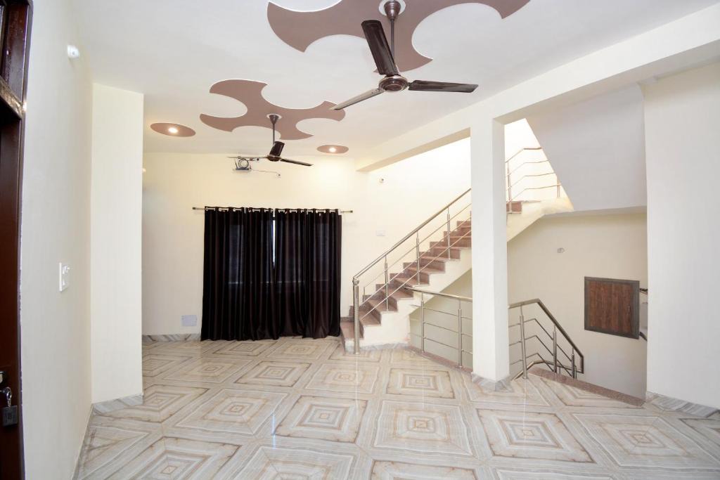 Hotel Shivjot | Chandigarh