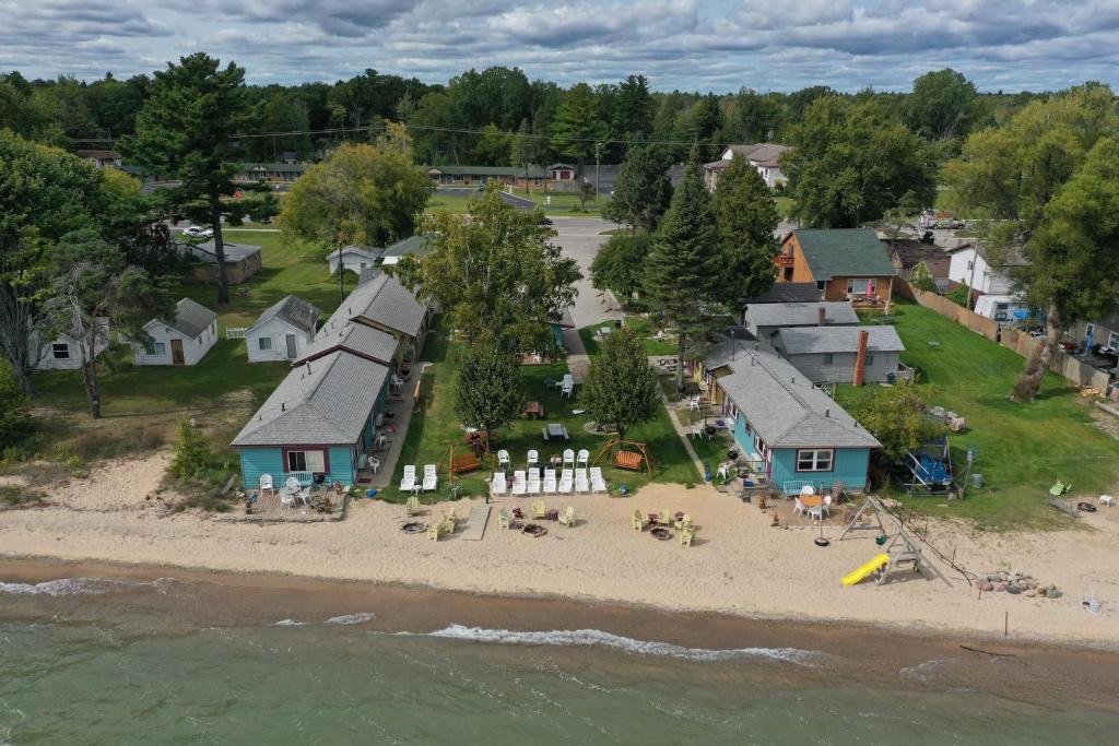 Paradise Beach Resort | Tawas City