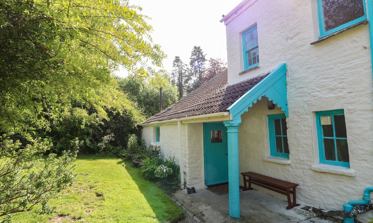 Cottage | Whitland