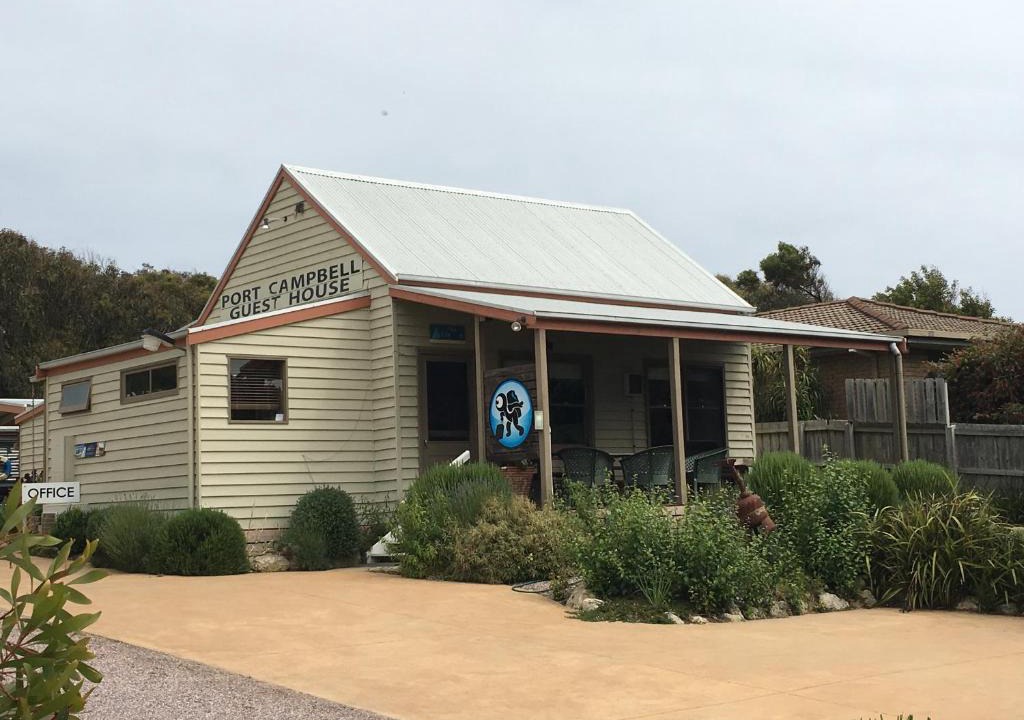 Port Campbell Guesthouse Flash Packers | Port Campbell