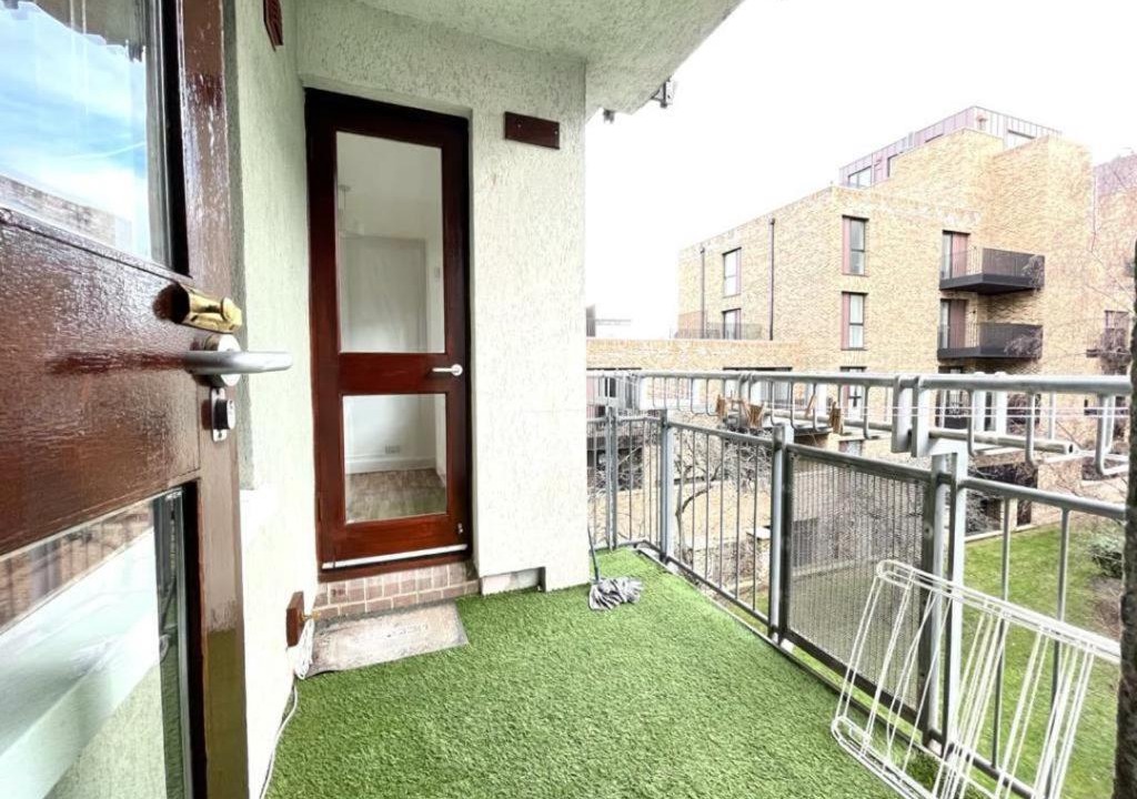 Cross | King's Cross