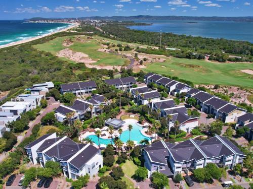 Pullman Magenta Shores Resort | Magenta Shores