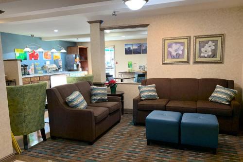 Quality Inn Toms River Park | Leisure Village West-Pine Lake Park