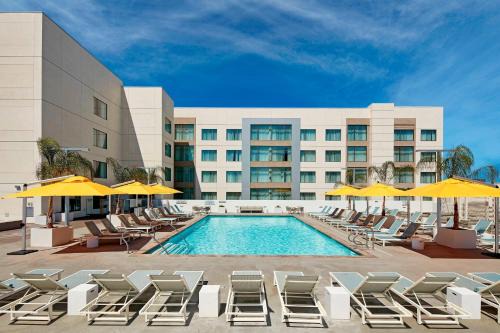 Days Inn | Anaheim Resort