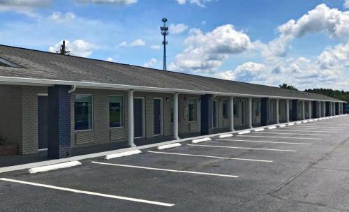 Rodeway Inn South | Calhoun