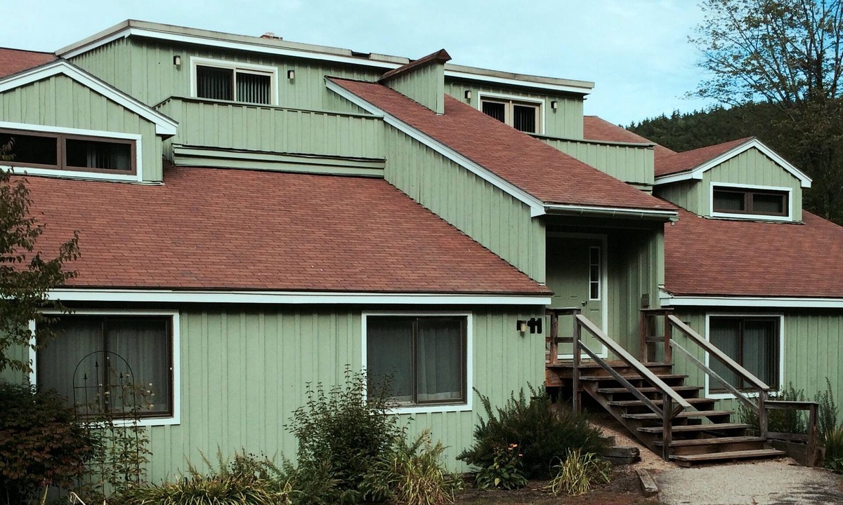 The Seasons Resort Bartlett | Bartlett