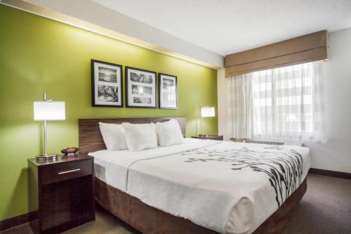 Inn Suites Columbus | Columbus